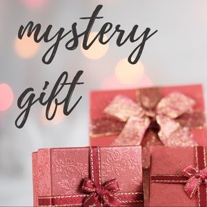 Mystery gift 🎁 comes with every order